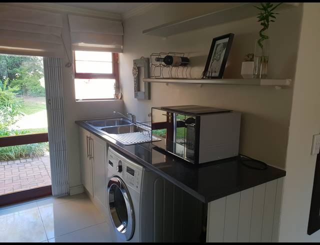 3 BEDROOM APARTMENT TO LET IN JUKSKEI PARK
